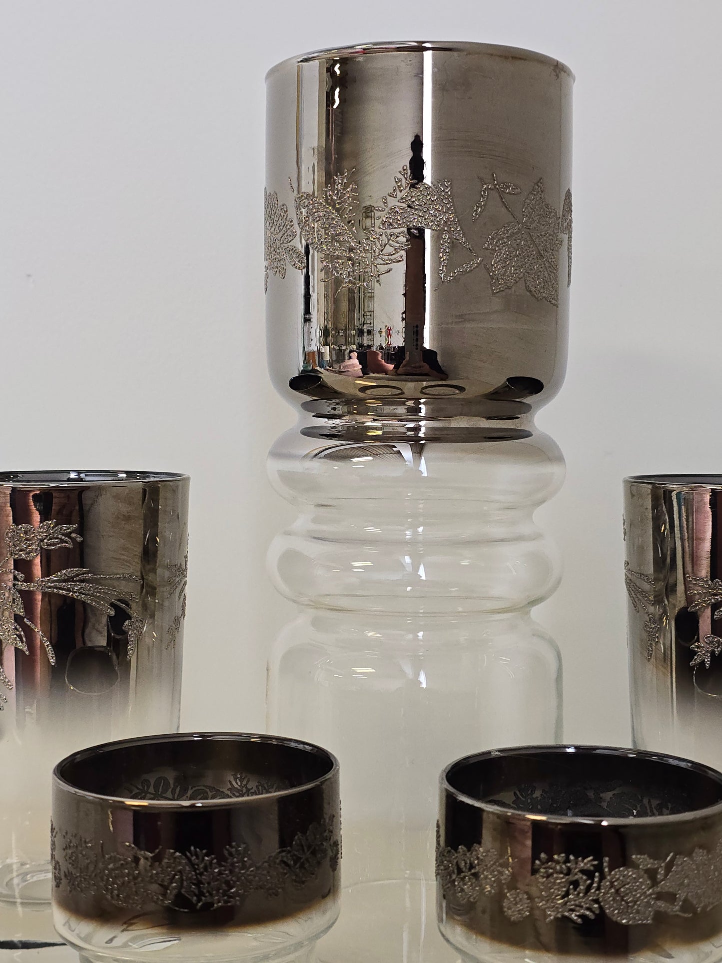 Glassware Set by Dorothy Thorpe