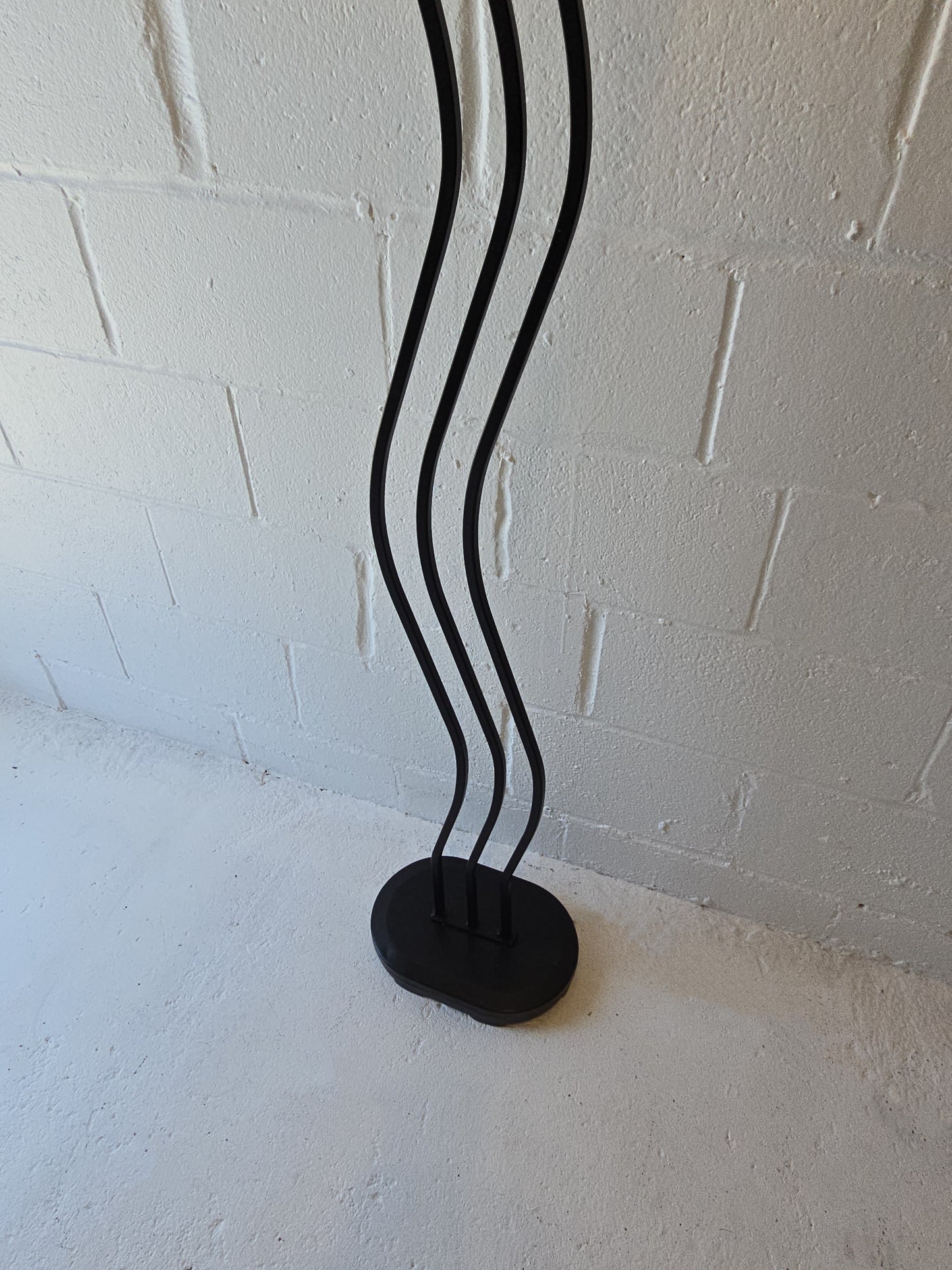 Wiggly Wavy Floor Lamp