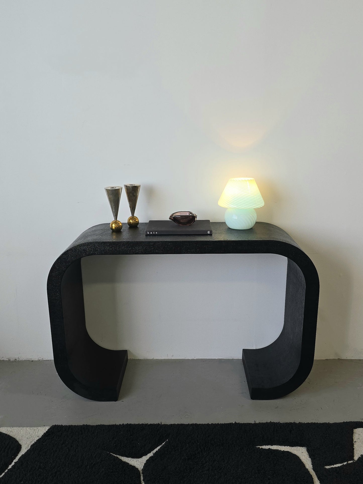 Scroll Console Table