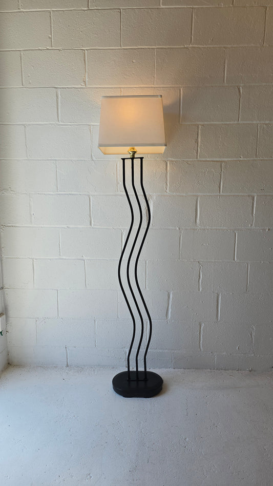 Wiggly Wavy Floor Lamp