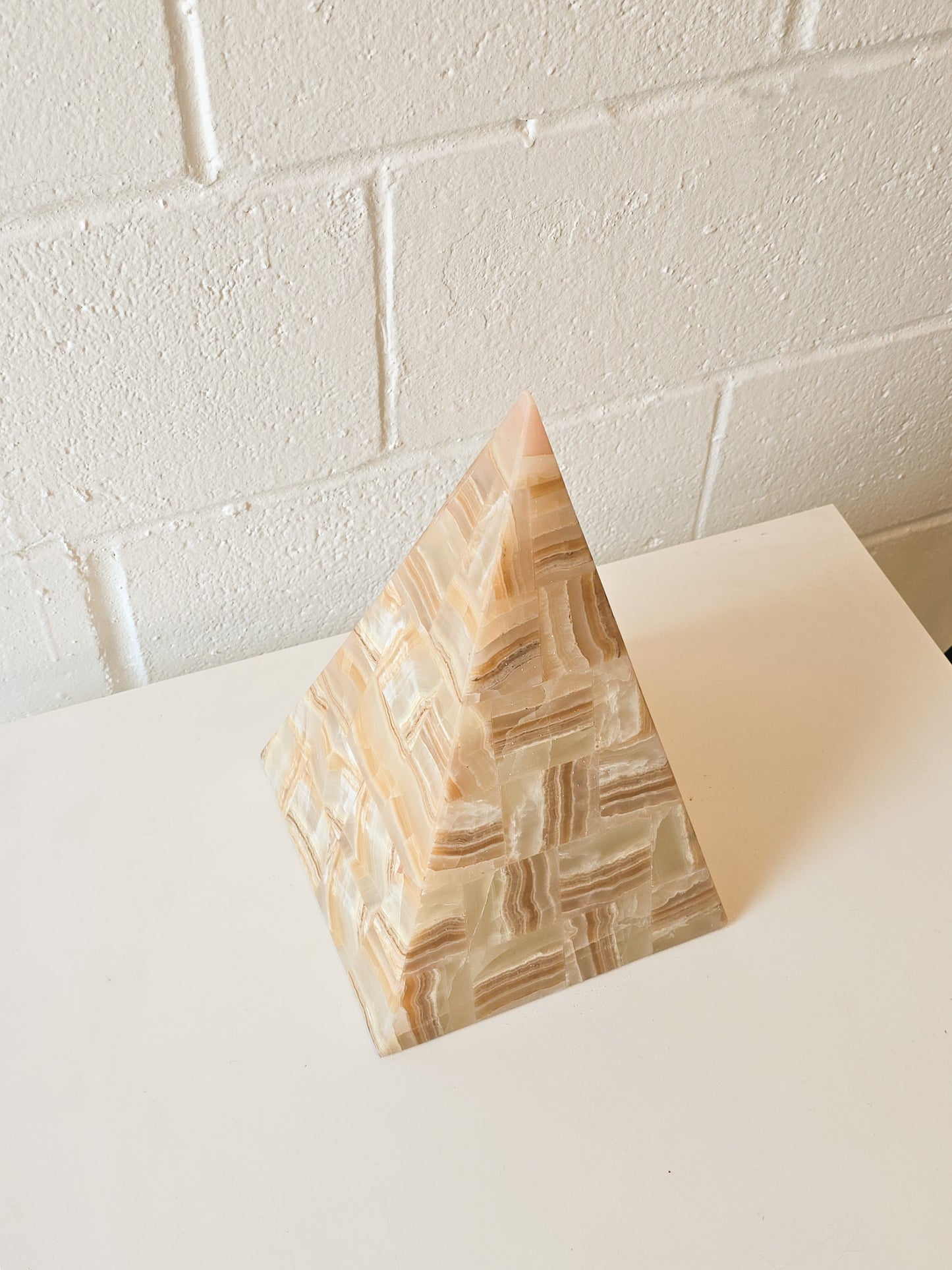 Onyx Stone Pyramid Lamp