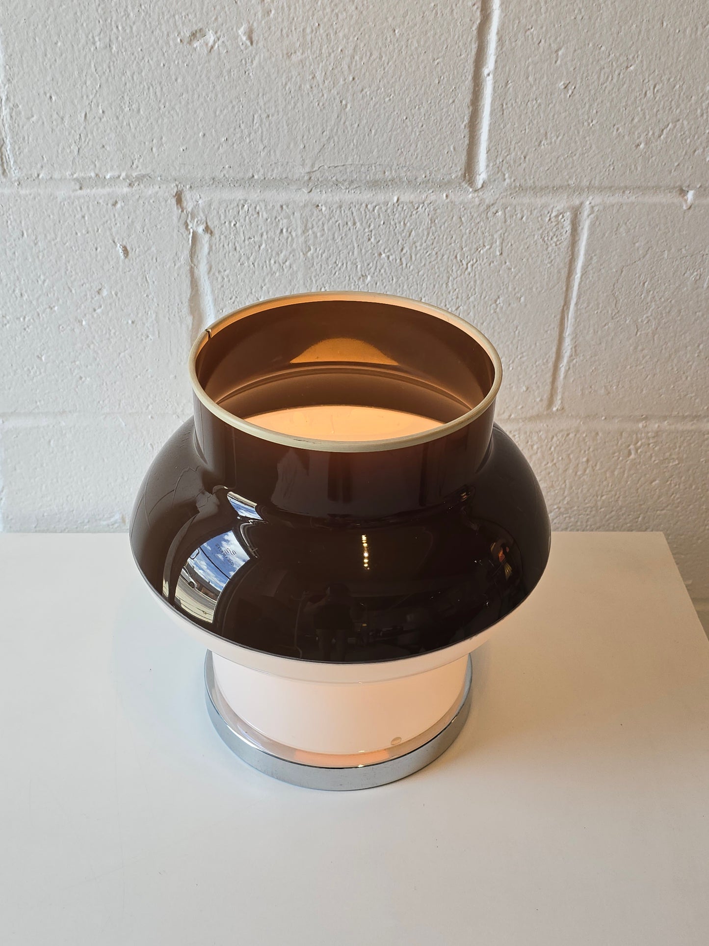 Space Age Acrylic Table Lamp Attr. Guzzini