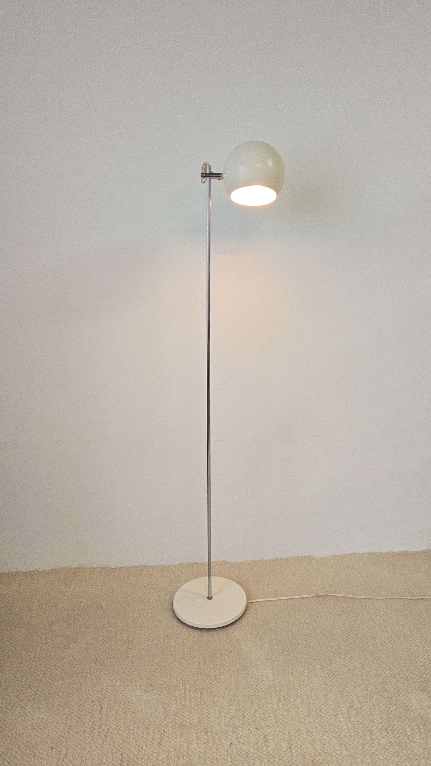 Chrome and white finish Adjustable floor lamp