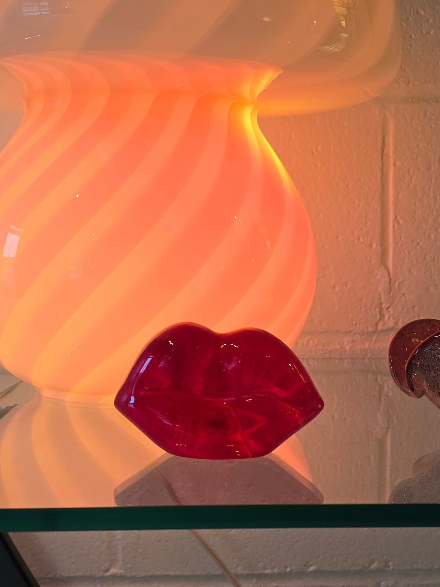 Kosta Boda Lips