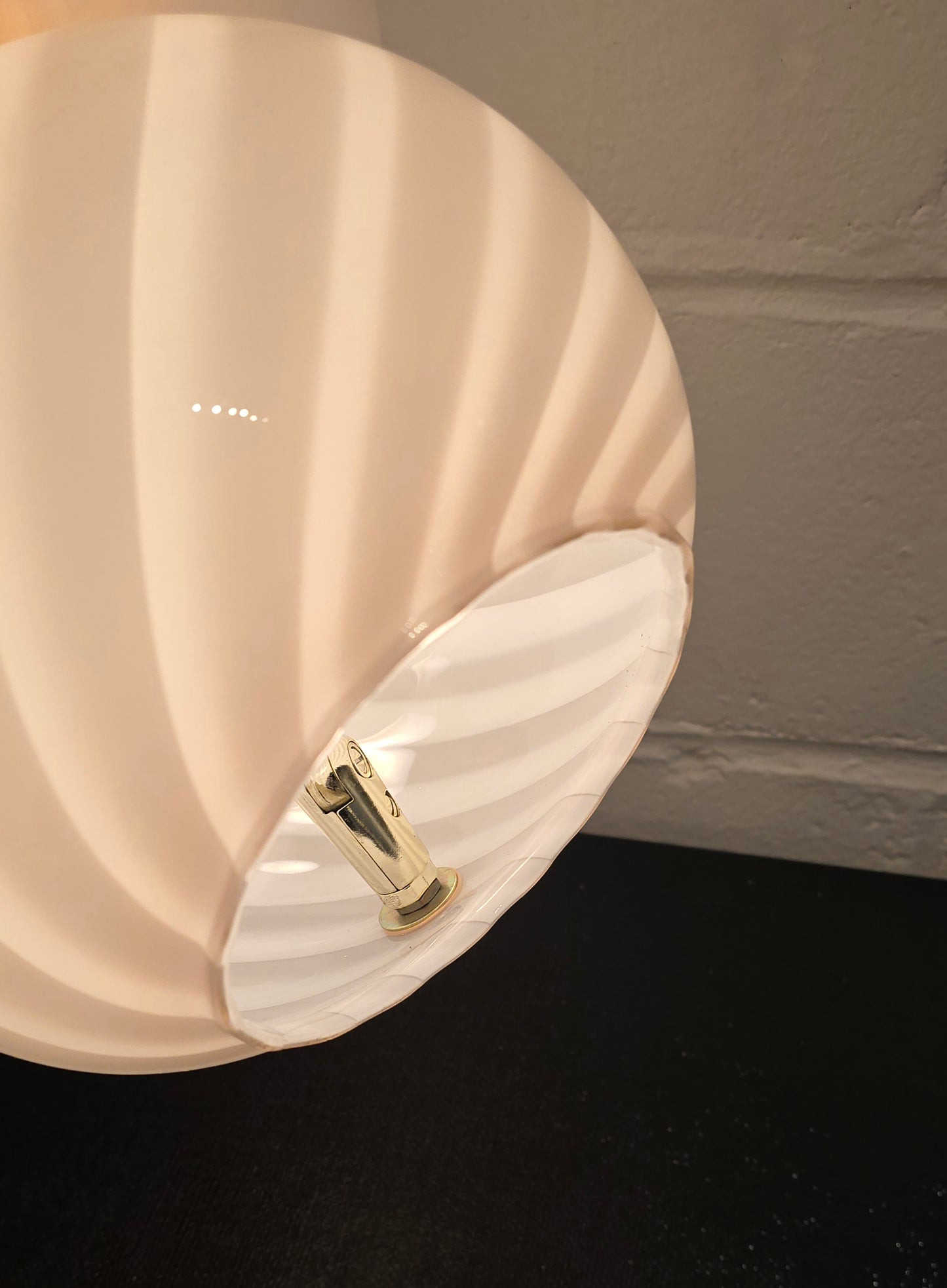 Soft pink Murano Mushroom Lamp