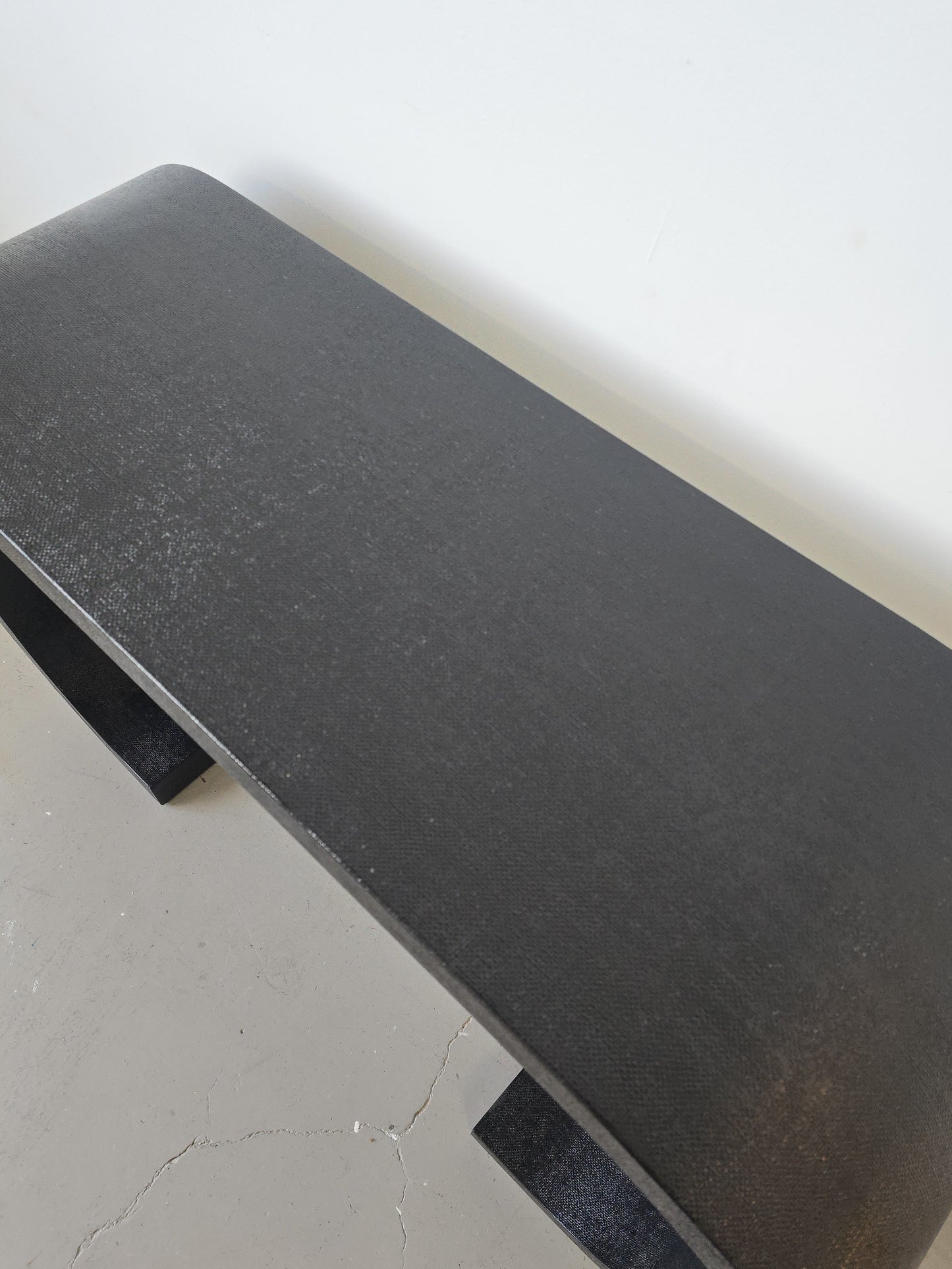 Scroll Console Table