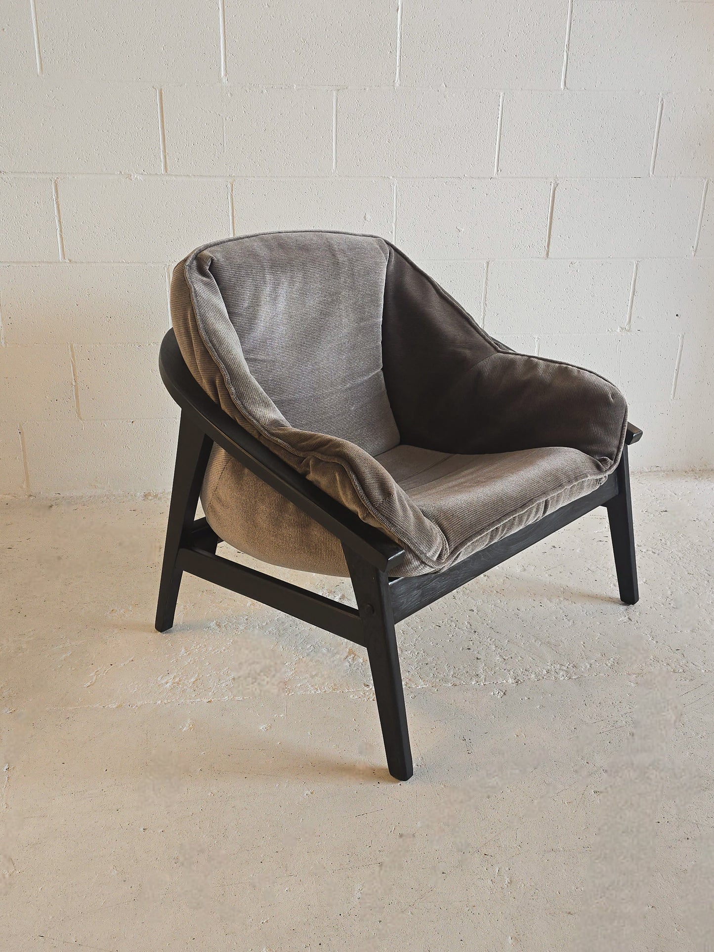 Lounge Chair