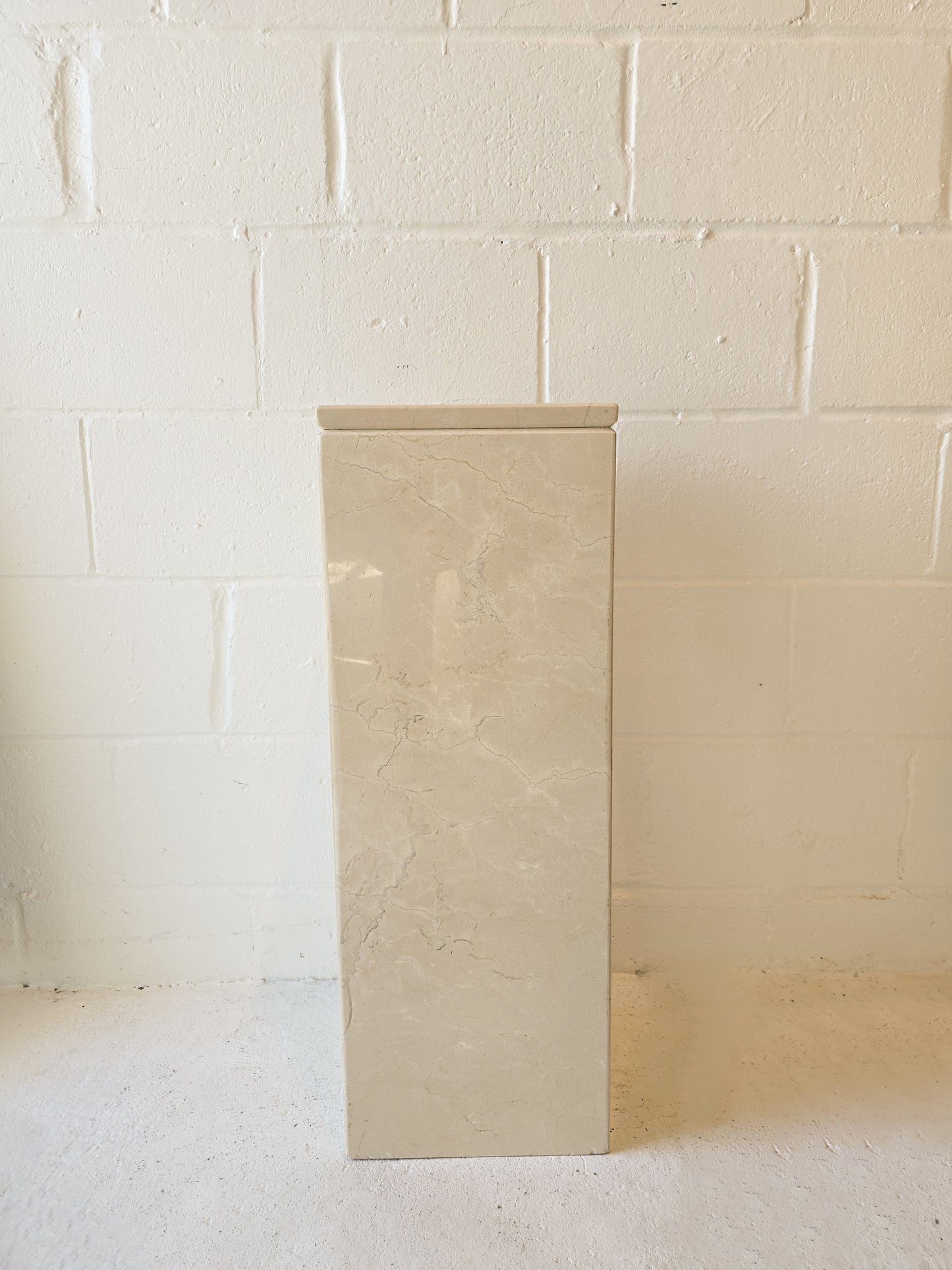 Crema Marfil Marble Plinth
