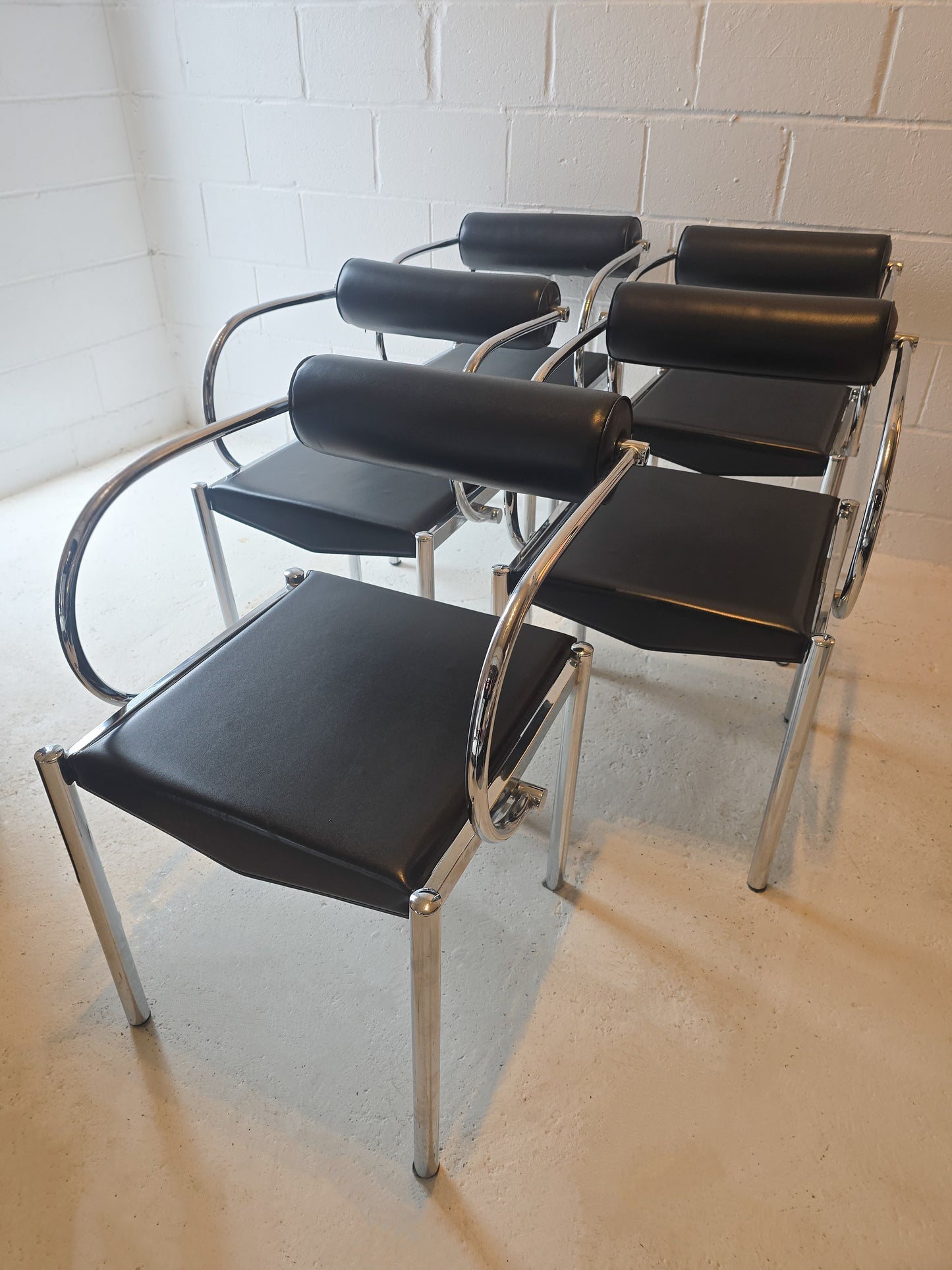 Sculptural chairs in the style of Paolo Piva