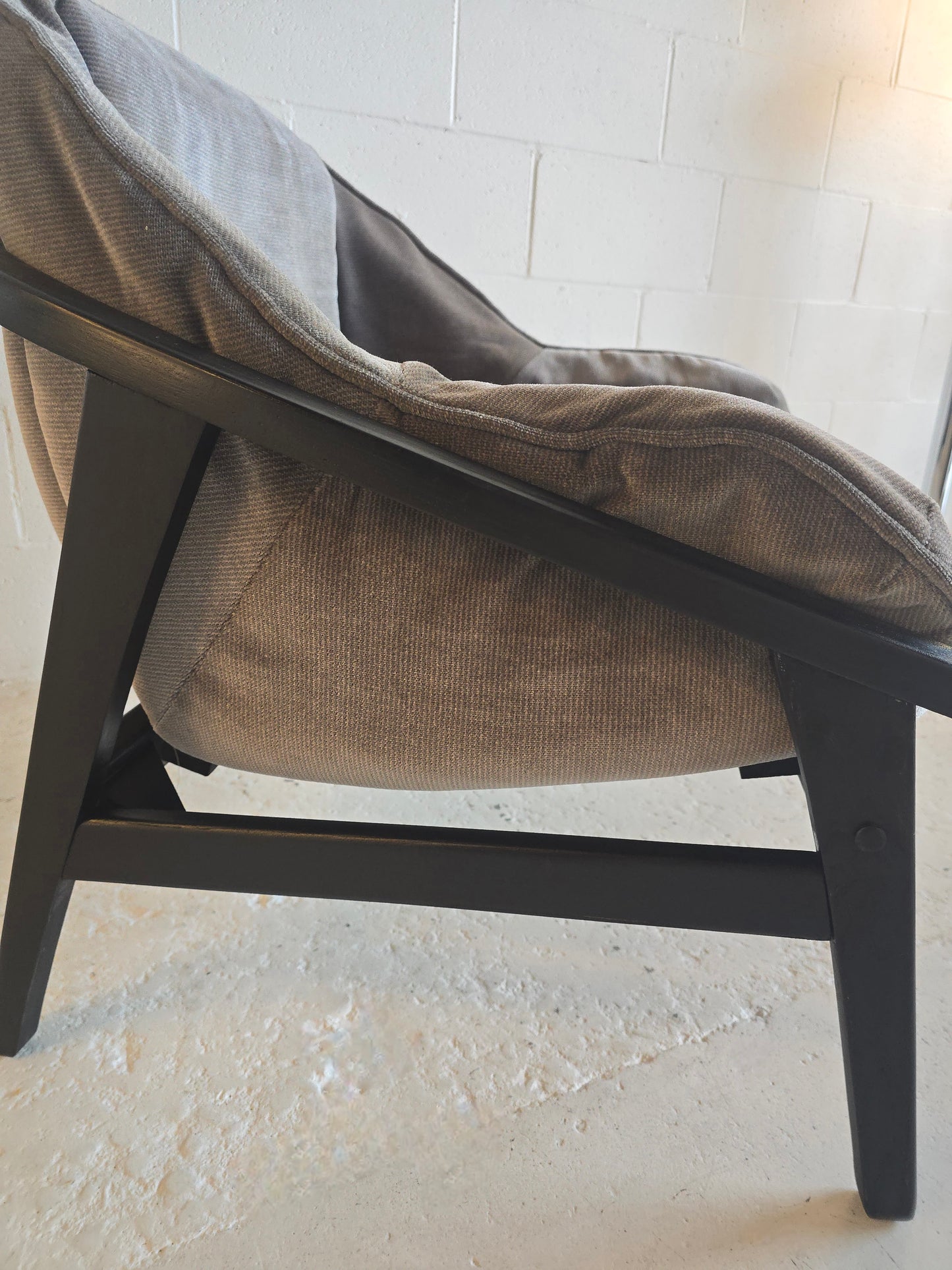 Lounge Chair