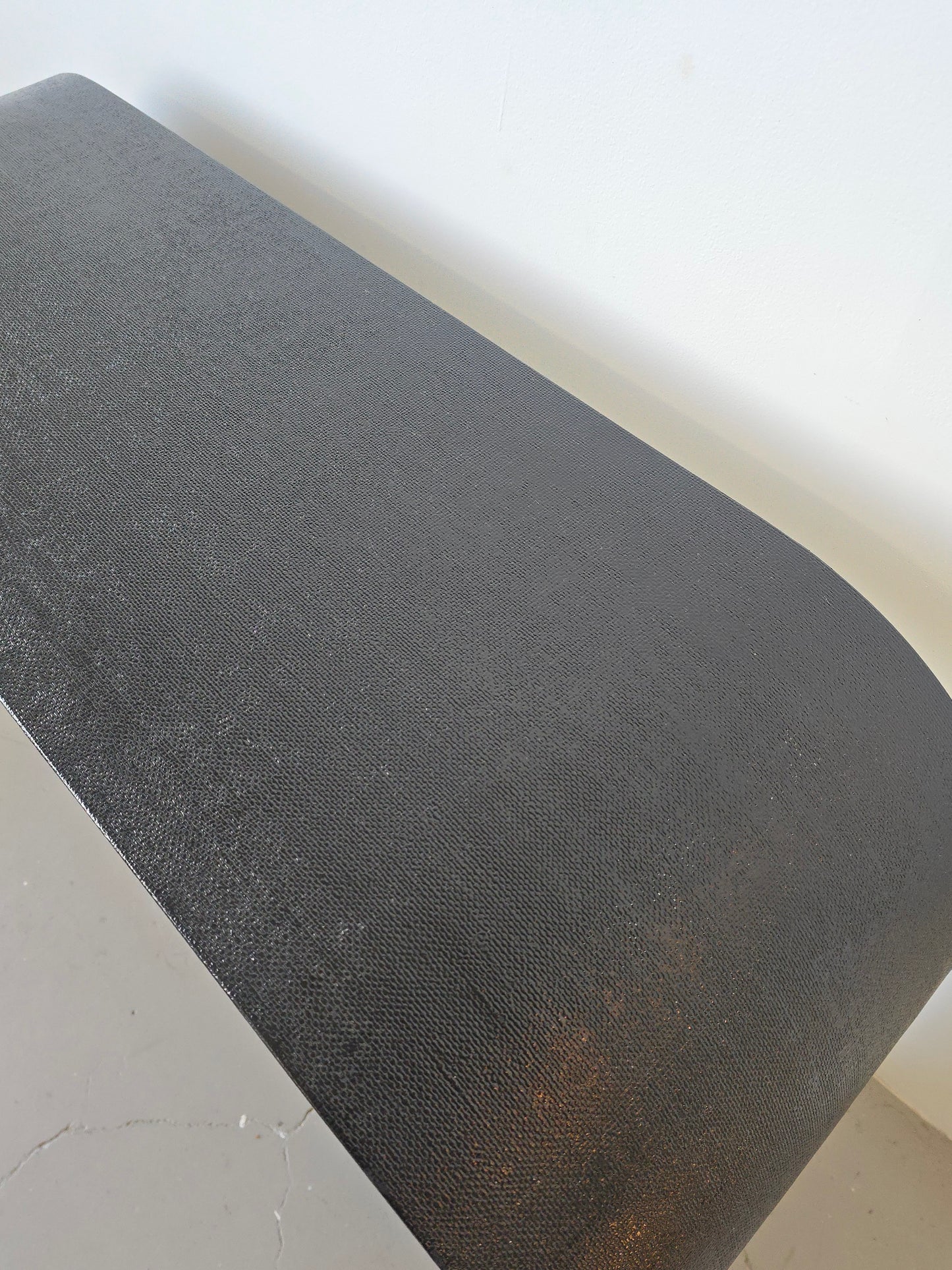 Scroll Console Table