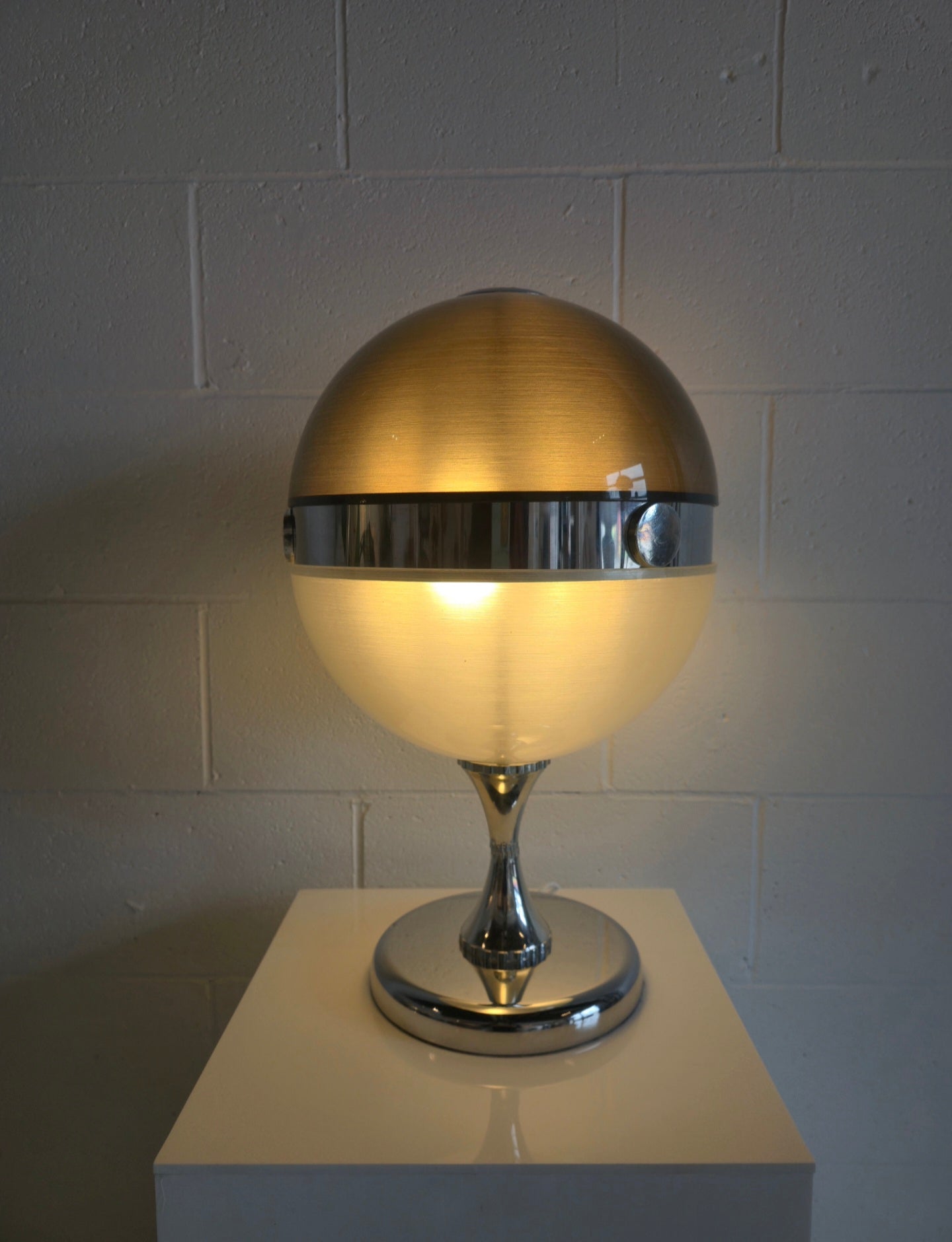 Space Age Chrome & Acrylic Lamp