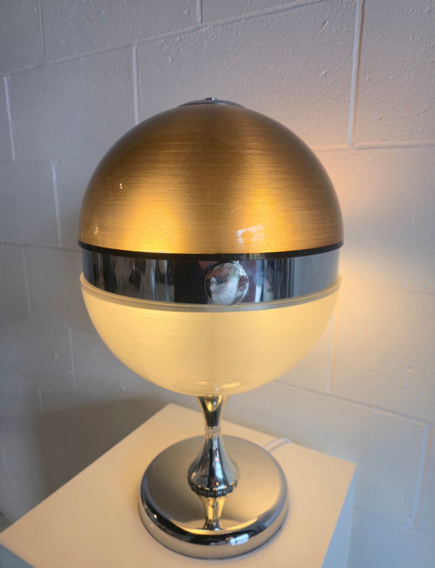 Space Age Chrome & Acrylic Lamp