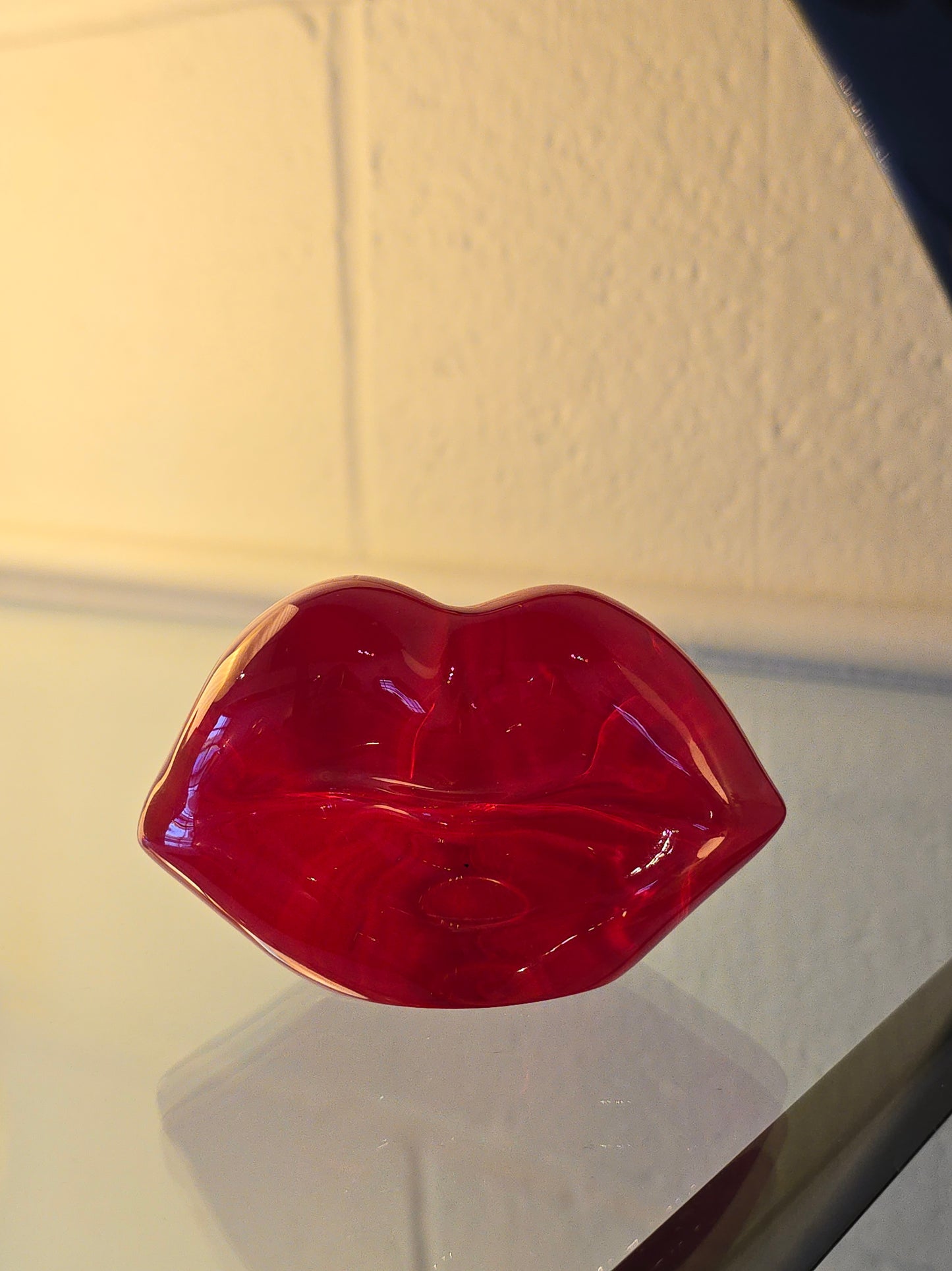 Kosta Boda Lips